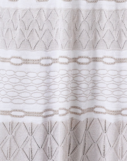 white-jacquard-knit-dress_fabric.jpeg