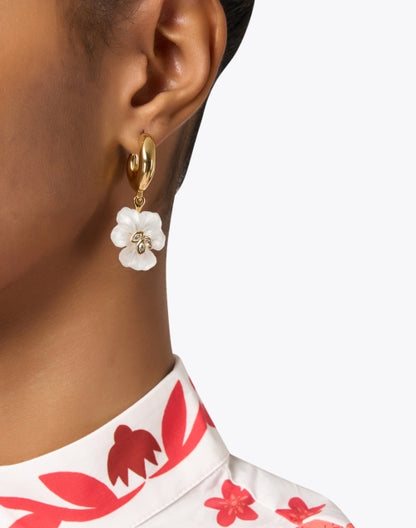 white-pansy-lucite-flower-drop-earrings_look.jpeg