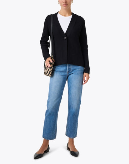 black-cotton-cardigan_look.jpeg