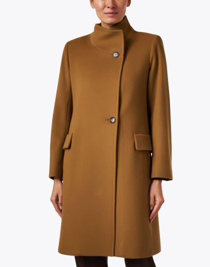 vicuna-brown-coat_front.jpeg