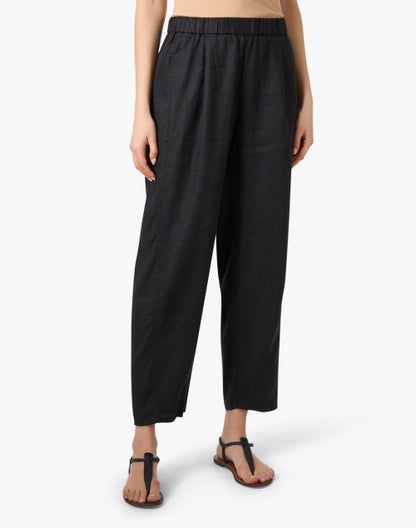 black-pleated-lantern-pant_front.jpeg