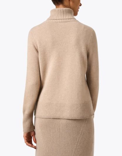 wylan-beige-cashmere-sweater_back.jpeg