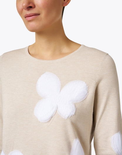 beige-floral-knit-top_extra_1.jpeg