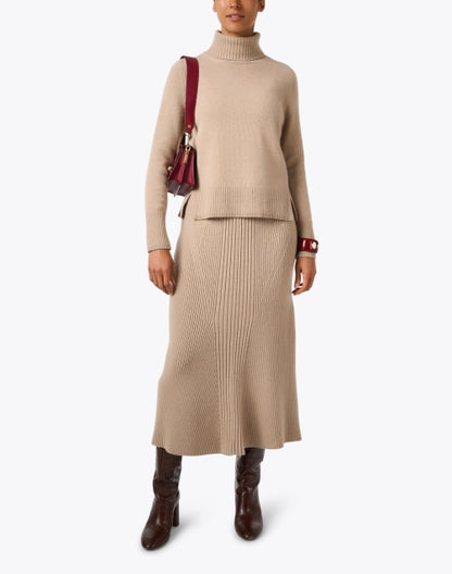 femi-flax-cashmere-mermaid-skirt_look.jpeg