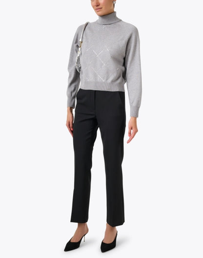 grey-wool-silk-cashmere-sweater_look.jpeg