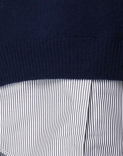 navy-sweater-with-striped-underlayer_fabric.jpeg