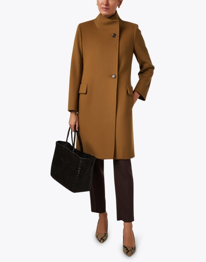 vicuna-brown-coat_look.jpeg