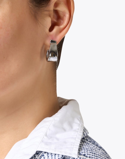 silver-ribbon-hoop-earrings_look.jpeg