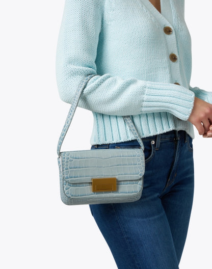 stefania-blue-croc-leather-baguette-shoulder-bag_look.jpeg