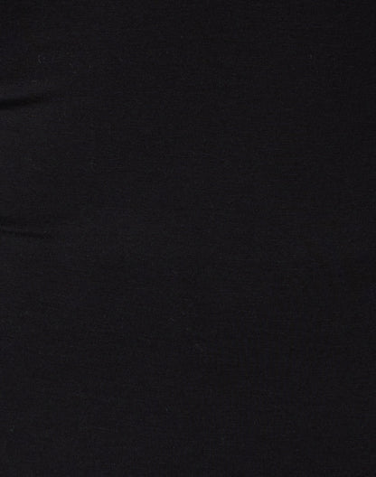 black-stretch-tee_fabric.jpeg