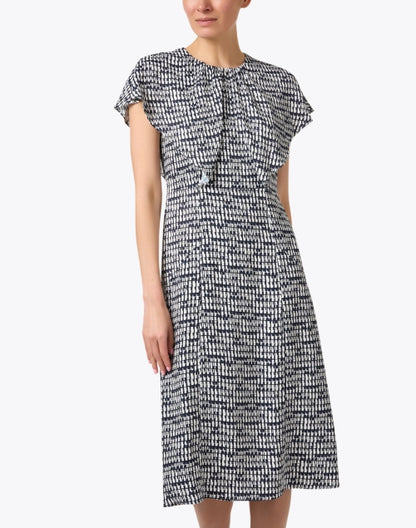 domicia-black-and-white-print-dress_front.jpeg