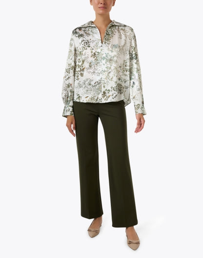 cream-botanical-print-blouse_look.jpeg