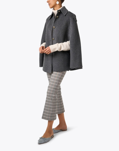 majorelle-grey-wool-poncho_look.jpeg