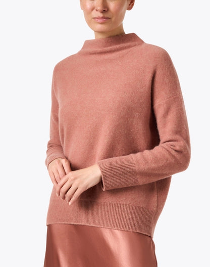 rose-pink-boiled-cashmere-sweater_front.jpeg