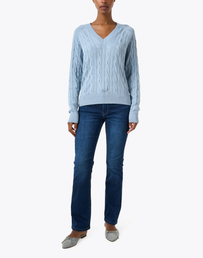 blue-cotton-cable-knit-sweater_look.jpeg