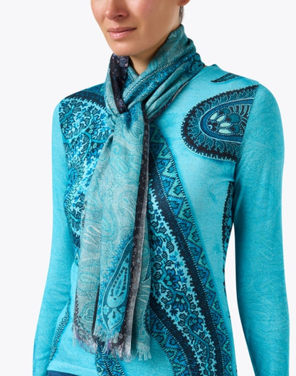 blue-paisley-print-cashmere-silk-scarf_look.jpeg