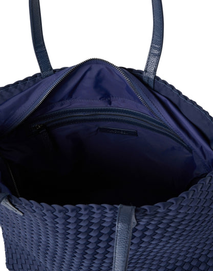 jet-setter-navy-shoulder-bag_extra_1.jpeg