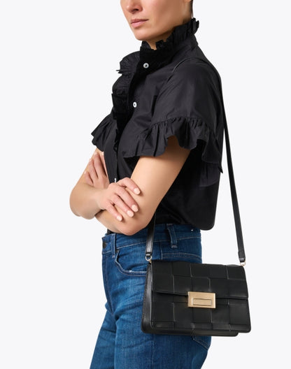 delphine-black-leather-bag_look.jpeg