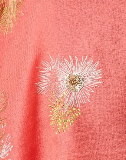 pink-embroidered-merino-wool-scarf_fabric.jpeg