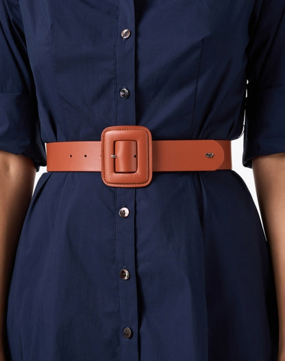 brio-red-leather-belt_look.jpeg