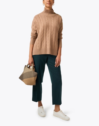 inko-brown-cashmere-sweater_look.jpeg