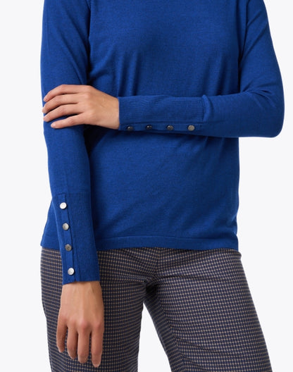 ink-long-sleeve-crew-neck-sweater_extra_1.jpeg