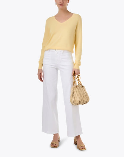 yellow-vneck-sweater_look.jpeg