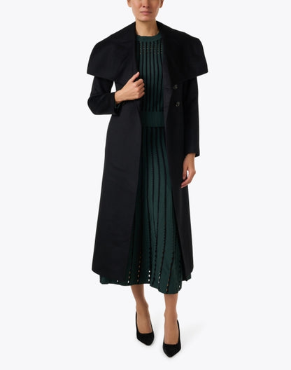 rosa-black-wool-long-coat_look.jpeg