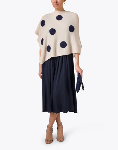 camel-and-navy-embroidered-poncho_look.jpeg