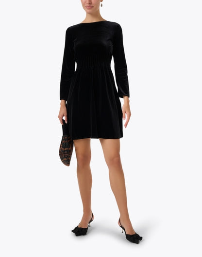 black-velvet-fit-and-flare-dress_look.jpeg