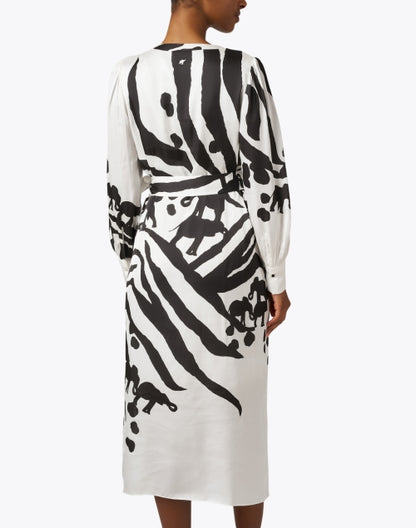 bele-animal-print-shirt-dress_back.jpeg