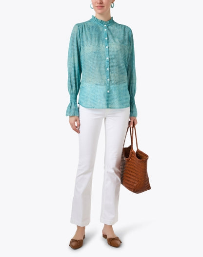 flounce-turquoise-blouse_look.jpeg