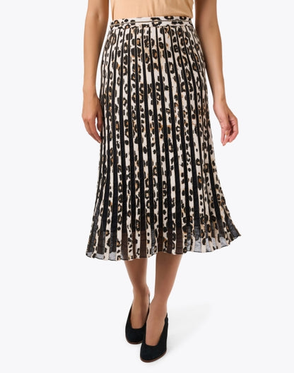 leopard-print-pleated-skirt_front.jpeg