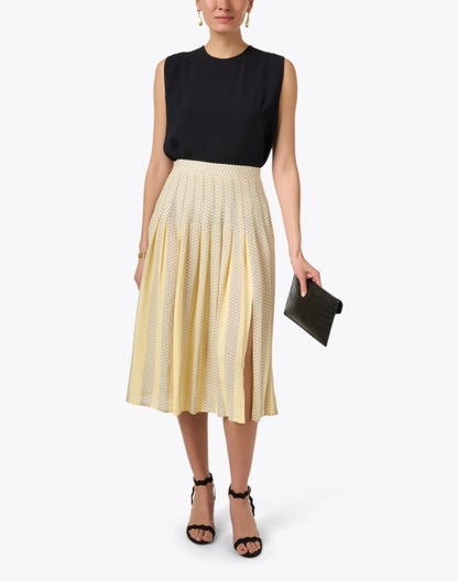 yellow-printed-skirt_look.jpeg