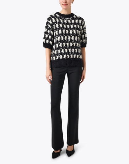 houndstooth-black-and-white-sweater_look.jpeg