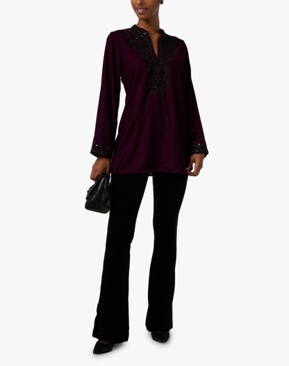 bellini-black-velvet-stretch-pull-on-pant_look.jpeg