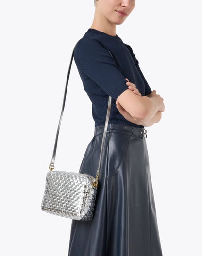 midi-sac-silver-woven-check-crossbody-bag_look.jpeg