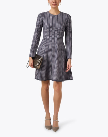 grey-print-jersey-dress_look.jpeg