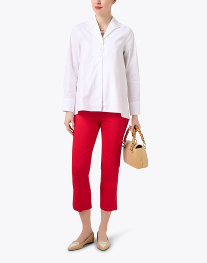 red-stretch-cropped-pant_look.jpeg