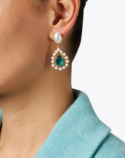 pearl-stone-drop-earrings_look.jpeg