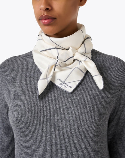 white-print-silk-scarf_look.jpeg