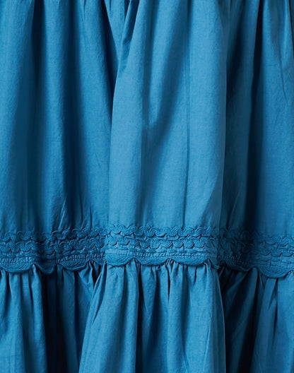 blue-embroidered-cotton-dress_fabric.jpeg