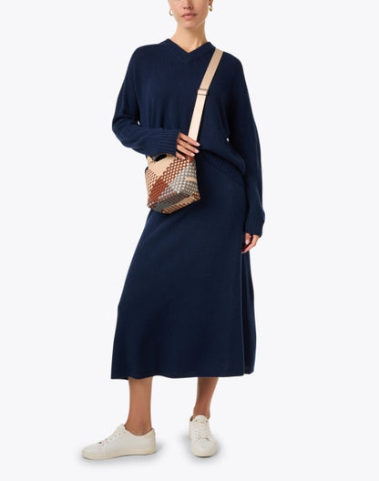 navy-knit-midi-skirt_look.jpeg