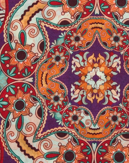 multi-paisley-print-reversible-wool-scarf_fabric.jpeg