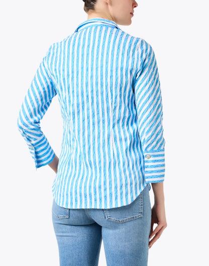 blue-and-white-stripe-blouse_back.jpeg