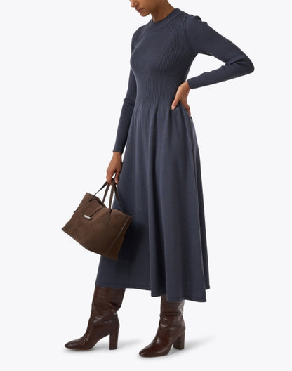 dark-grey-knit-wool-dress_look.jpeg