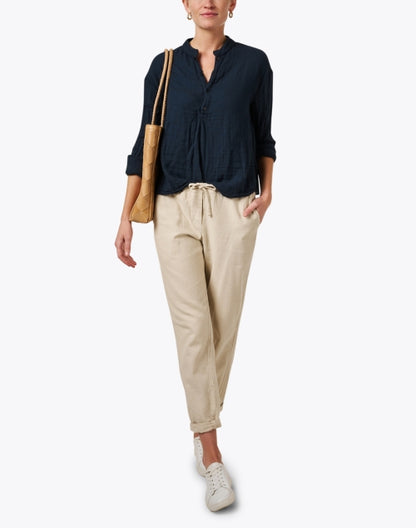 arianna-navy-cotton-gauze-blouse_look.jpeg