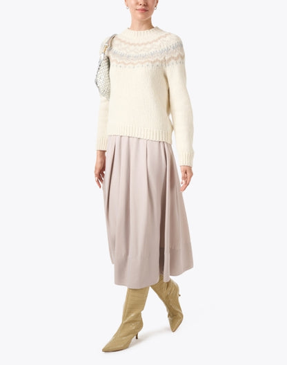 beige-wool-alpaca-sweater_look.jpeg