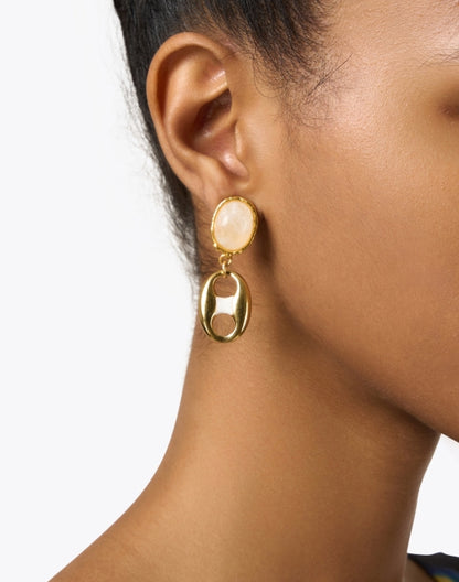 neo-gold-moonstone-drop-earrings_look.jpeg