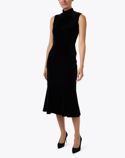 audrey-black-velvet-dress_look.jpeg